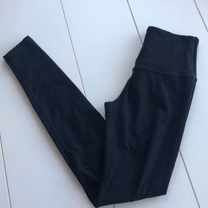 Dark gray Beyond yoga